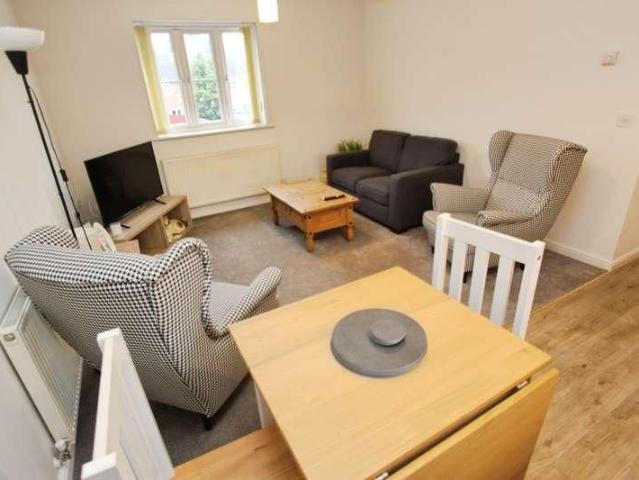 Apartment for rent in Dovedale Estate, Erewash