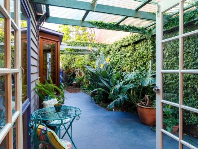House for sale in City Of Melbourne, Camerons Creek