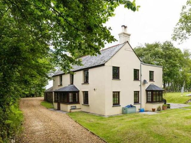 House for sale in Looe, Cornwall