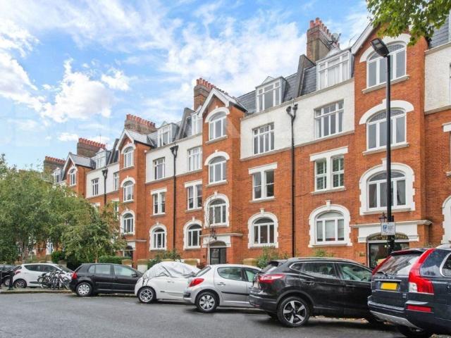 Studio for rent in Kensal Town, Greater London