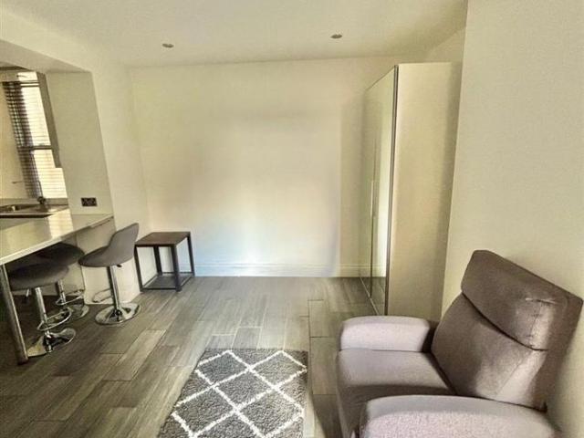 Studio for rent in Round Hill, Brighton & Hove