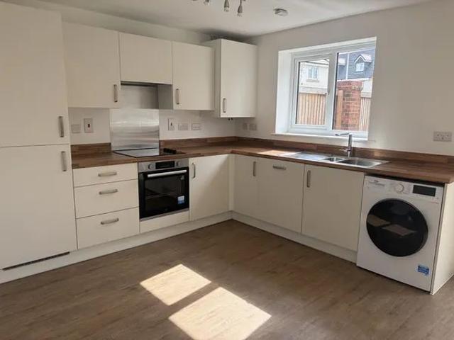 House for rent in Lunts Heath, Widnes