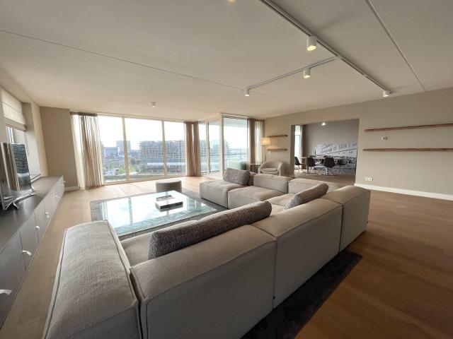 Appartement te huur in Kop van Zuid, Rotterdam