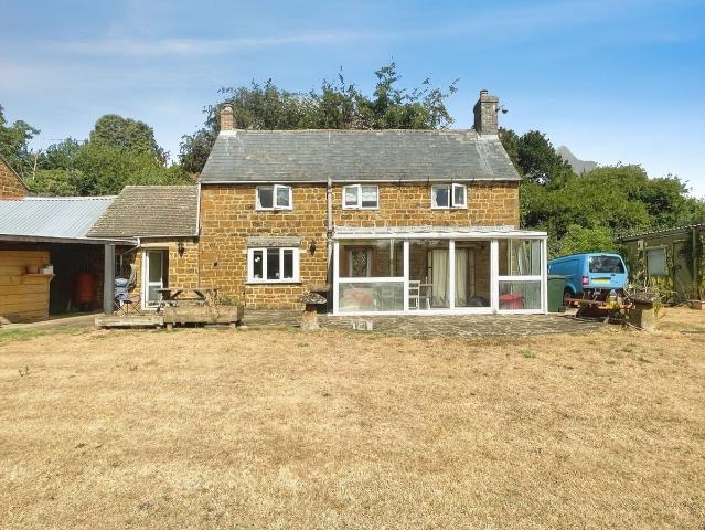 House for rent in Evershot, Oxfordshire