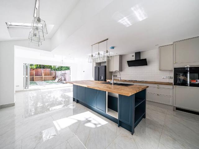 Apartment for rent in Harringay, Greater London