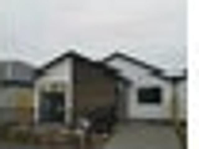 House for rent in Chaslands, Canterbury