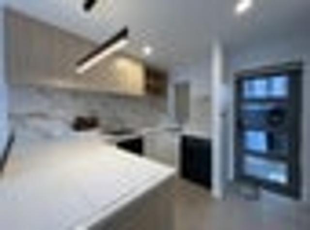 Townhouse for rent in Chaslands, Canterbury