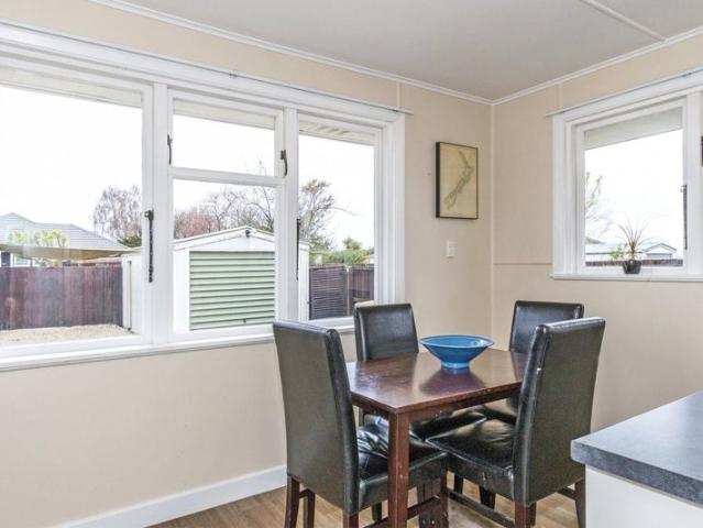 House for rent in Chaslands, Canterbury