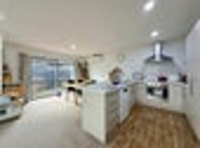 House for rent in Chaslands, Canterbury