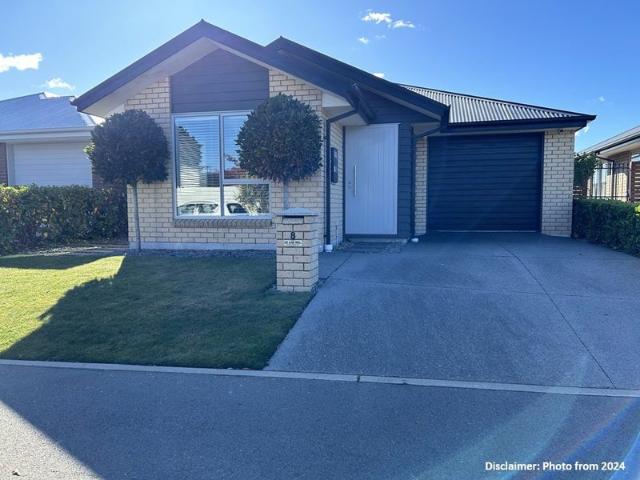 House for rent in Chaslands, Canterbury