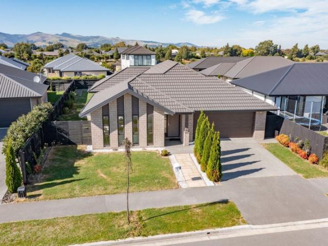House for rent in Chaslands, Canterbury