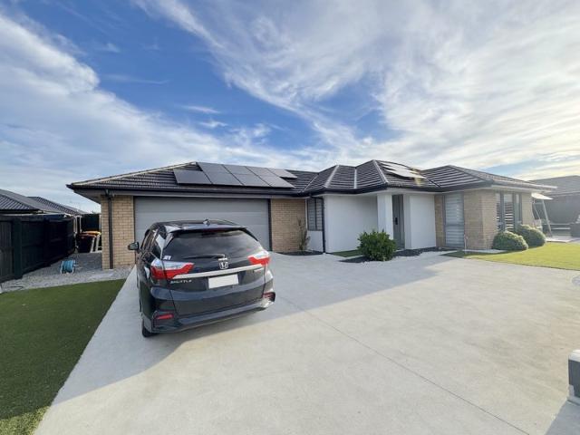 House for rent in Chaslands, Canterbury