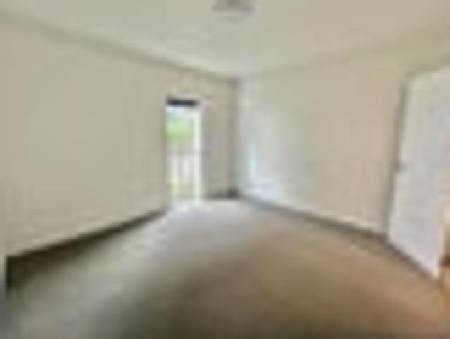 Apartment for rent in Chaslands, Canterbury