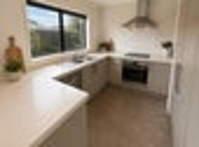 House for rent in Chaslands, Canterbury