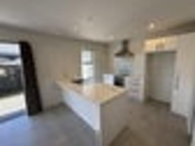 House for rent in Chaslands, Canterbury