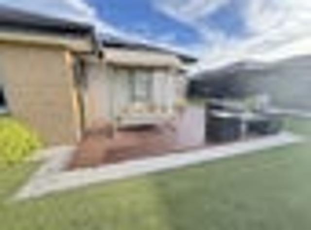 House for rent in Chaslands, Canterbury