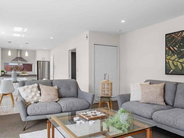 House for rent in Chaslands, Canterbury