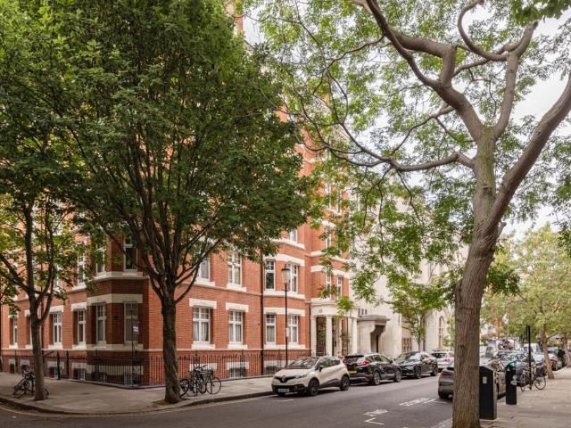 Apartment for rent in Chelsea, Greater London