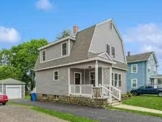 House for sale in Meriden