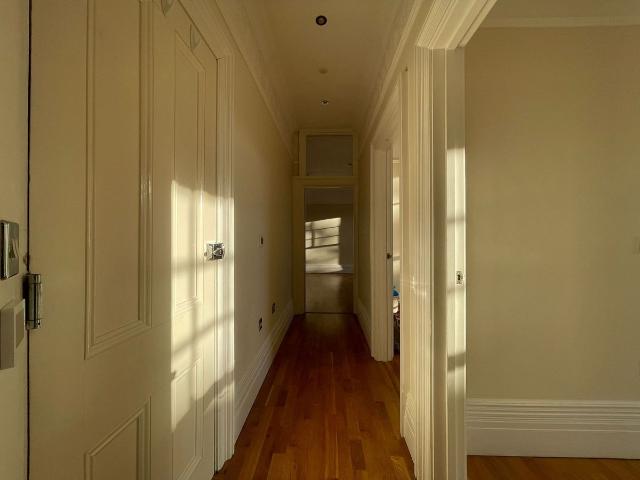 Apartment for rent in Aldrington