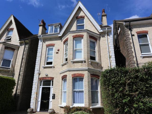 House for rent in Aldrington