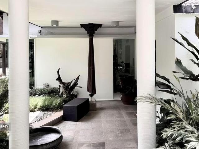 Detached House for sale
