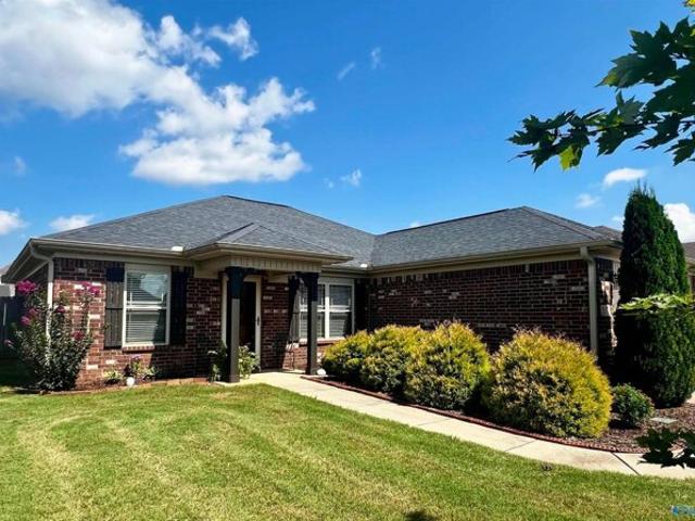House for sale in Meridianville