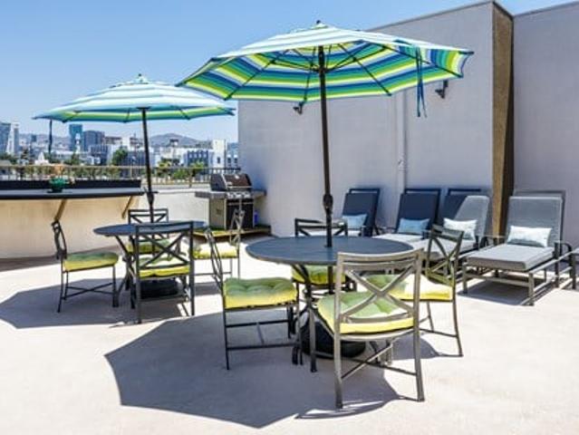Townhouse for rent in Los Angeles