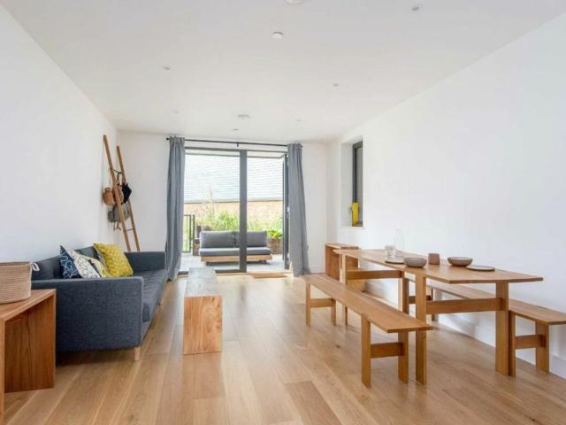Apartment for rent in Bromley-by-Bow, Bow