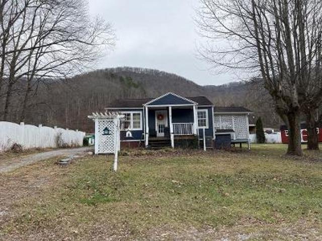 House for sale in Big Stone Gap, Lee County