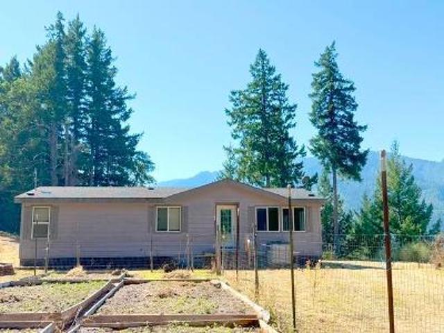 House for sale in Humboldt, California