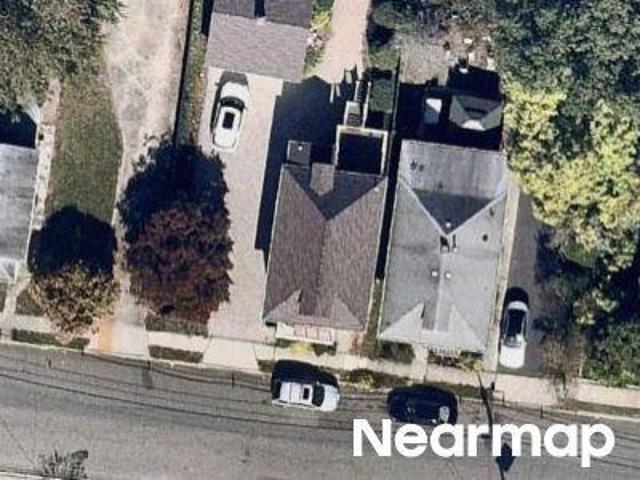 House for sale in Edison, New Jersey