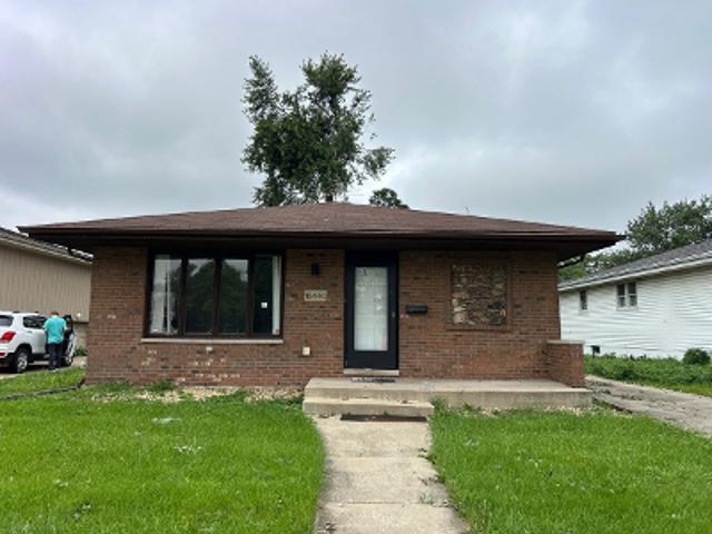 House for sale in Lansing, Illinois