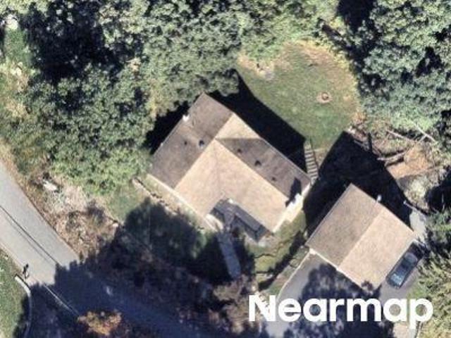 House for sale in Bonaparte Landing, Hopatcong