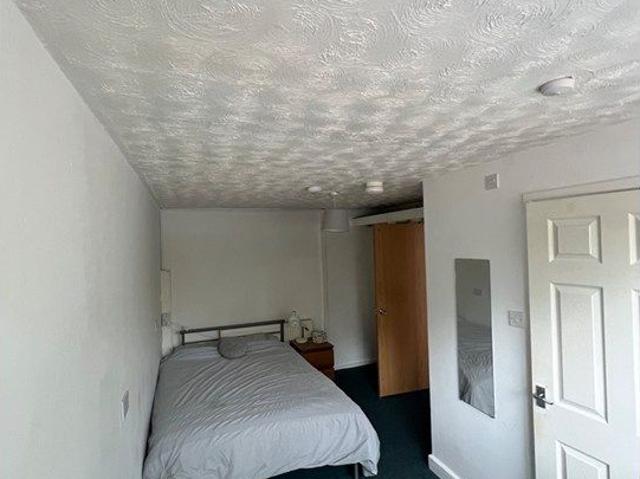 Room for rent in Woodside, Madeley
