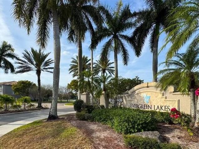 Condo for sale in Coconut Creek Condo for sale in Coconut Creek