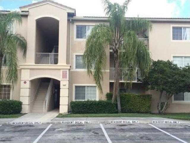 Condo for sale in Coconut Creek Condo for sale in Coconut Creek