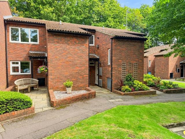 House for rent in Northwood, Greater London