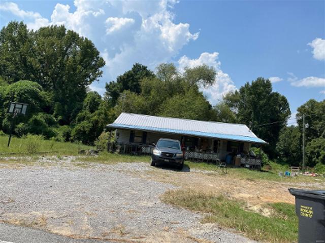 House for sale in Cole Spring, Falkville