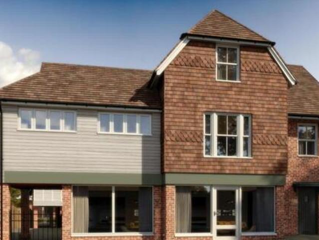 House for sale in Sandown Park, Kent