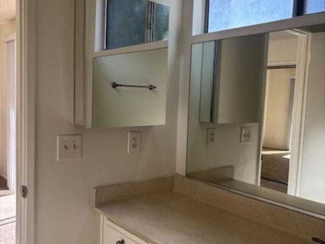 Apartment for rent in Canoga Park, California