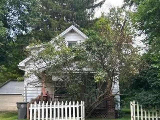 House for sale in Youngstown, Ohio