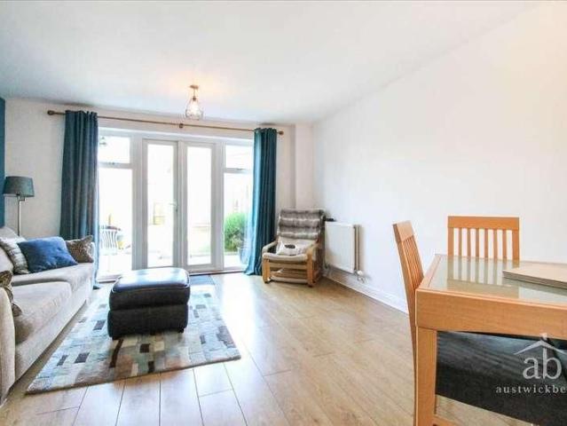 Townhouse for rent in Eastbridge, Suffolk