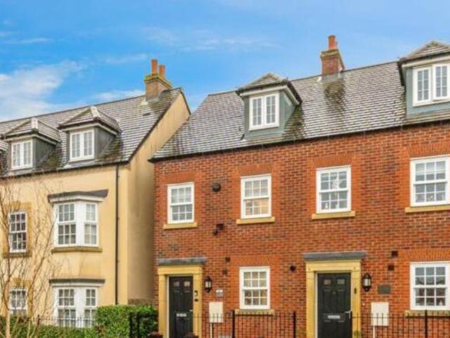 House for sale in Bedford