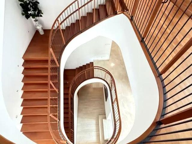Detached House for sale