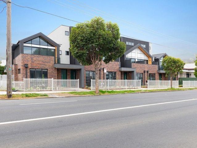 Townhouse for rent in Camerons Creek, Victoria