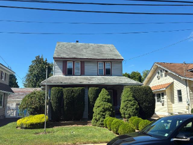 House for sale in Millburn, Baldwin