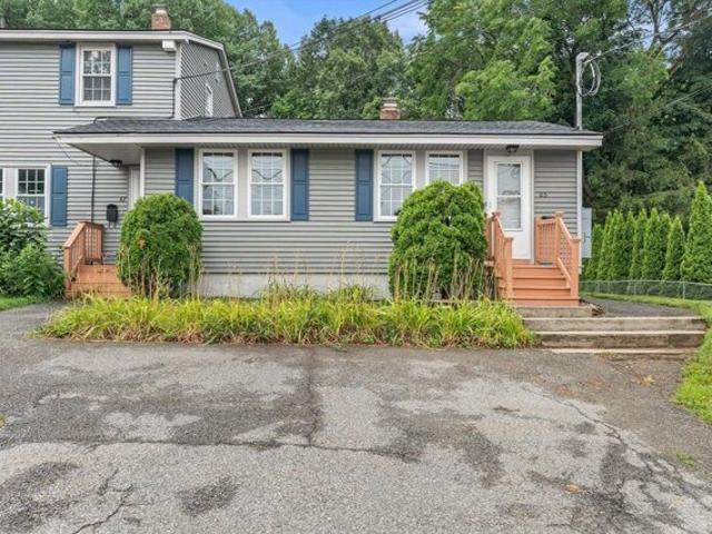 Condo for sale in Ayer, Massachusetts