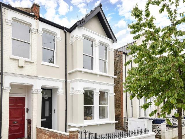 Apartment for rent in London Borough of Ealing, Greater London
