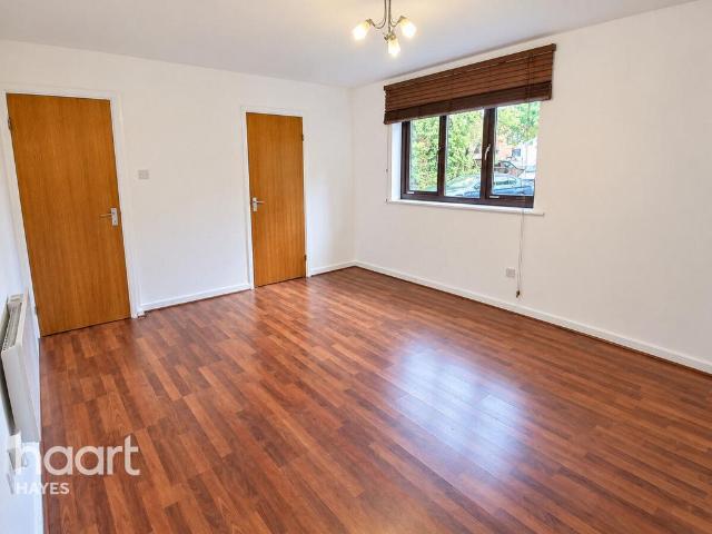 Apartment for rent in London Borough of Hillingdon, Greater London